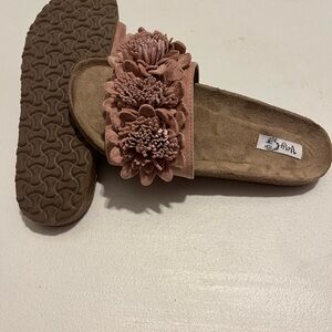 FIONI Clothing Pink Floral Sandals